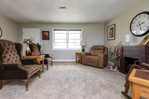 Living - 48 Clearspring Rd, Shell Knob, MO 65747 photo 2 of 3
