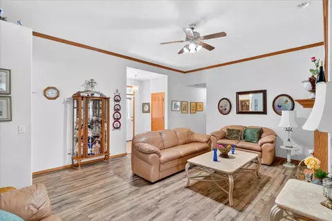 3957 W Greenwood St, Springfield, MO 65807 photo 8