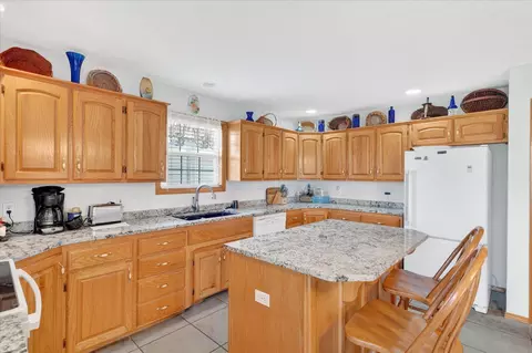 3957 W Greenwood St, Springfield, MO 65807 photo 13