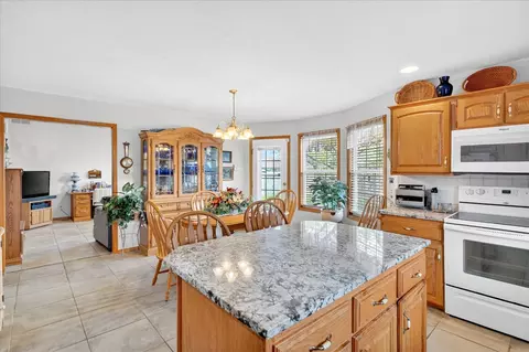 3957 W Greenwood St, Springfield, MO 65807 photo 15