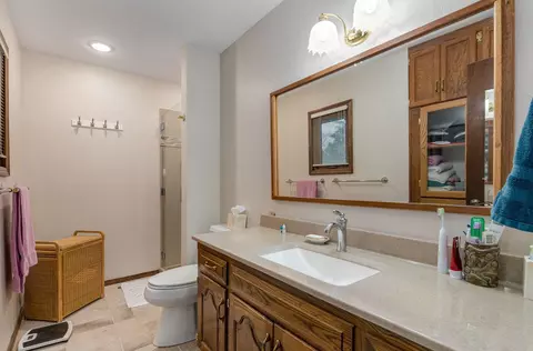 Bath - 5211 S Timberlake Dr, Springfield, MO 65804 photo 1 of 4