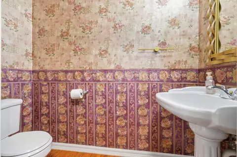 Bath - 574 Skyline Dr, Forsyth, MO 65653 photo 3 of 5
