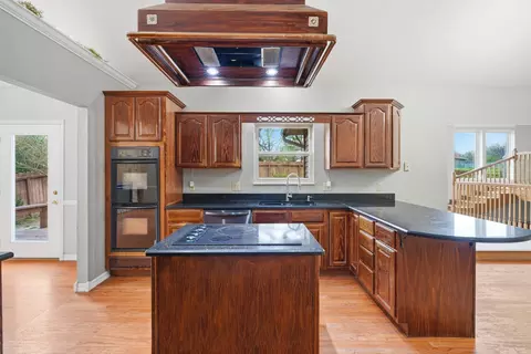 Kitchen - 574 Skyline Dr, Forsyth, MO 65653 photo 3 of 5