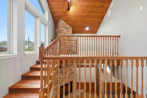 Entry Way - 574 Skyline Dr, Forsyth, MO 65653 photo 1 of 4