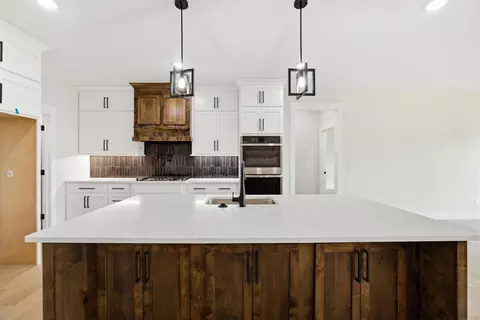 1748 E Skyline, Ozark, MO 65721 photo 10
