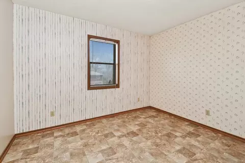Bedroom - 1650 Miller Dr, Branson, MO 65616 photo 3 of 6