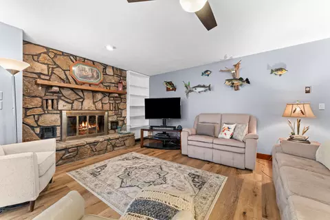Living - 25540 Fox Woods Cir, Shell Knob, MO 65747 photo 1 of 5