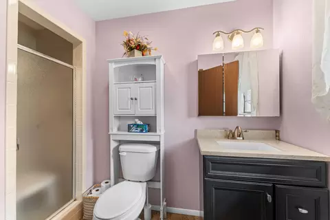 Bath - 25540 Fox Woods Cir, Shell Knob, MO 65747 photo 2 of 3