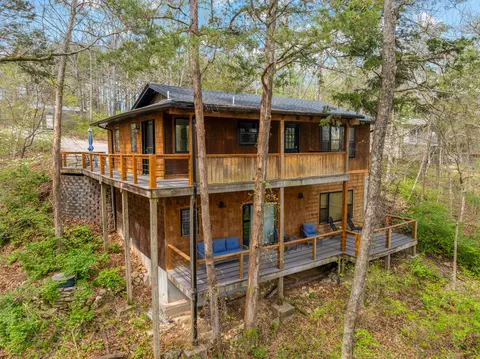 27534 Farm Road 2240, Shell Knob, MO 65747