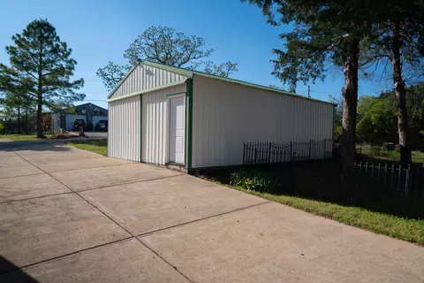 Exterior - 245 Velma Rd, Protem, MO 65733 photo 7 of 13
