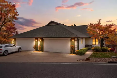 133 Point Seven Rd #15, Kimberling City, MO 65686