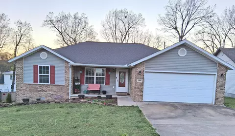 1800 Sally Ann Ave, Neosho, MO 64850