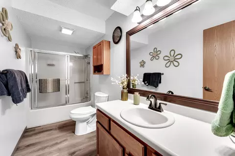 Bath - 26 Sinatra Ct #8, Branson West, MO 65737 photo 1 of 3