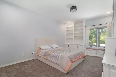 Bedroom - 3695 E Turtle Hatch Rd, Springfield, MO 65809 photo 3 of 8