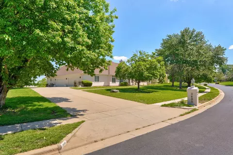 Exterior - 3695 E Turtle Hatch Rd, Springfield, MO 65809 photo 3 of 13