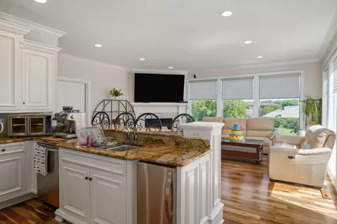 Kitchen - 3695 E Turtle Hatch Rd, Springfield, MO 65809 photo 6 of 7