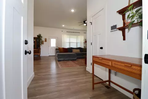 Entry Way - 1312 S Birch Ave, Springfield, MO 65802 photo 1 of 1