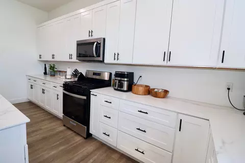 Kitchen - 1312 S Birch Ave, Springfield, MO 65802 photo 7 of 7