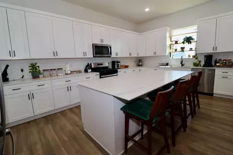 Kitchen - 1312 S Birch Ave, Springfield, MO 65802 photo 4 of 7