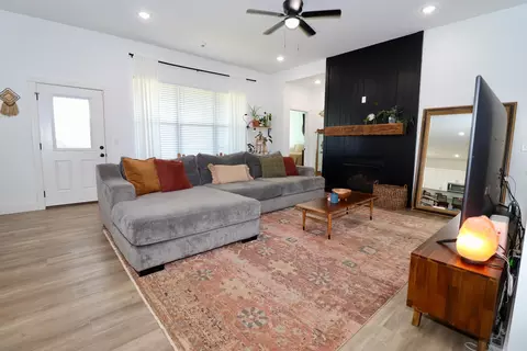 Living - 1312 S Birch Ave, Springfield, MO 65802 photo 1 of 4