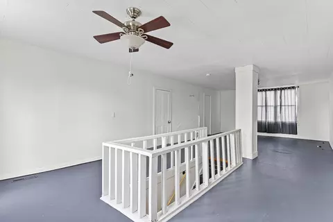 Entry Way - 301 E Webster Ave, Ava, MO 65608 photo 5 of 6