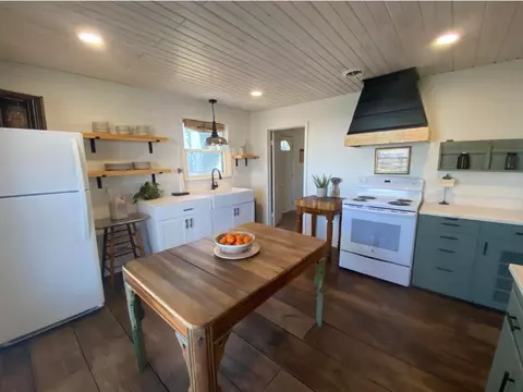 Kitchen - 301 E Webster Ave, Ava, MO 65608 photo 1 of 7
