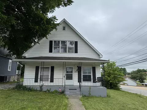 Exterior - 301 E Webster Ave, Ava, MO 65608 photo 1 of 9