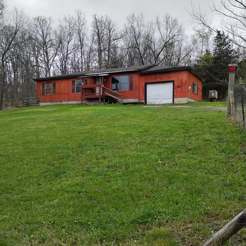 1688 E 562nd Rd, Brighton, MO 65617