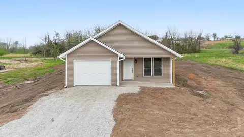 7902 Blockade, Seligman, MO 65745
