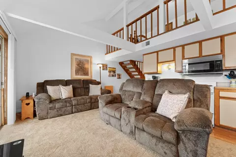 3 Memory Ln #6, Branson, MO 65616