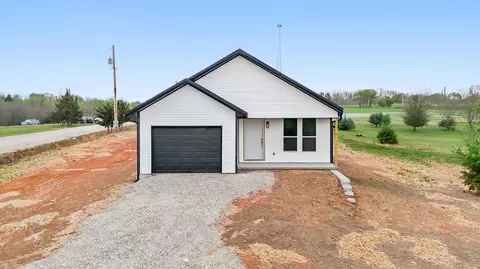 7858 Blockade Vlg, Seligman, MO 65745