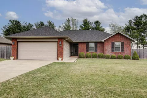 283 Meadowlark St, Highlandville, MO 65669