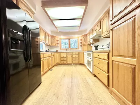 Kitchen - 9654 County Road 2680, Mountain View, MO 65548 photo 1 of 5