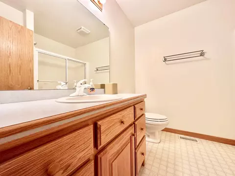Bath - 9654 County Road 2680, Mountain View, MO 65548 photo 3 of 5