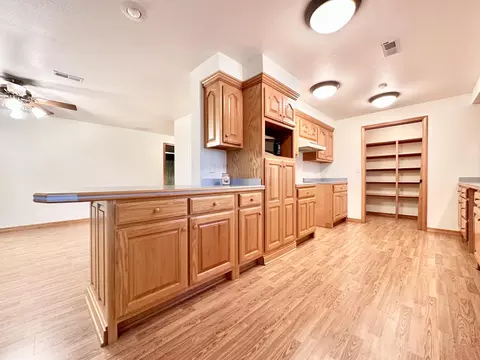 Kitchen - 9654 County Road 2680, Mountain View, MO 65548 photo 3 of 5