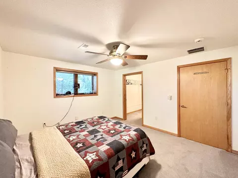 Bedroom - 9654 County Road 2680, Mountain View, MO 65548 photo 6 of 8