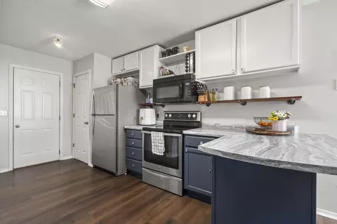 Kitchen - 760 S Troy Ave, Springfield, MO 65802 photo 1 of 2