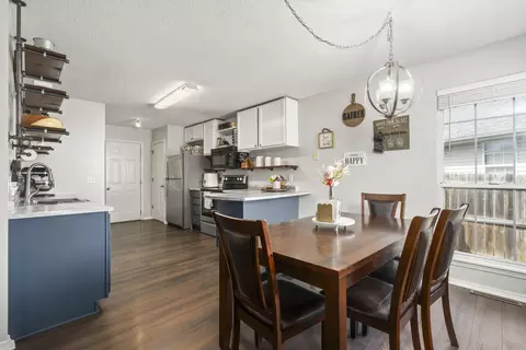 Dining - 760 S Troy Ave, Springfield, MO 65802 photo 1 of 2