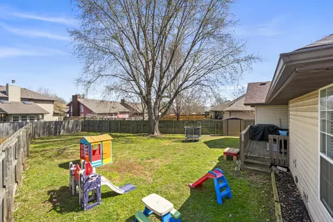 Exterior - 760 S Troy Ave, Springfield, MO 65802 photo 7 of 7