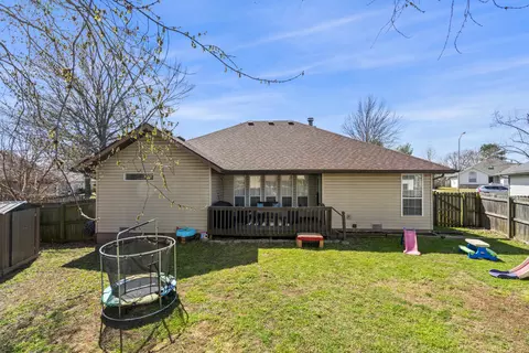 Exterior - 760 S Troy Ave, Springfield, MO 65802 photo 5 of 7