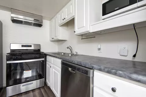 651 Taneycomo Rd, Branson, MO 65616 photo 6
