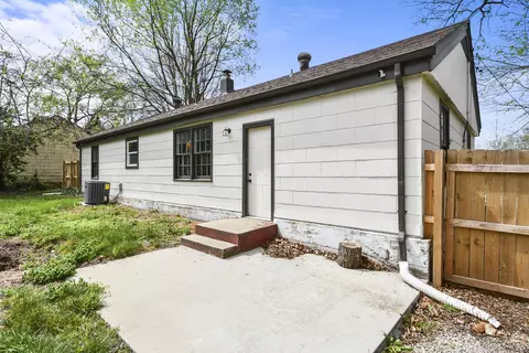 Exterior - 1452 South Ave, Springfield, MO 65807 photo 6 of 13