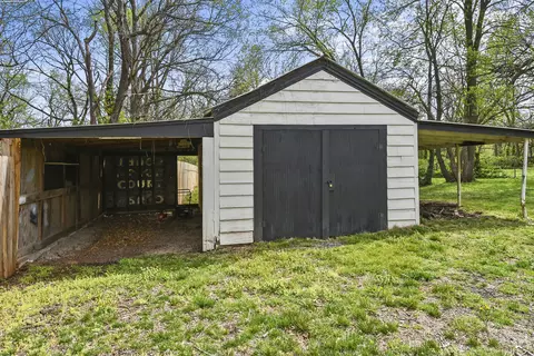 Exterior - 1452 South Ave, Springfield, MO 65807 photo 10 of 13