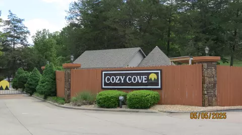 7808 Cozy Cove Rd #2-8, Branson, MO 65616