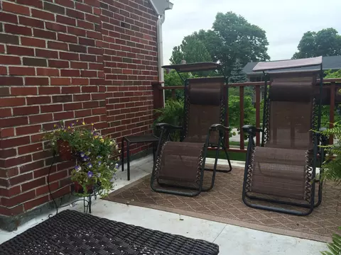 Exterior - 926 E University St, Springfield, MO 65807 photo 11 of 29