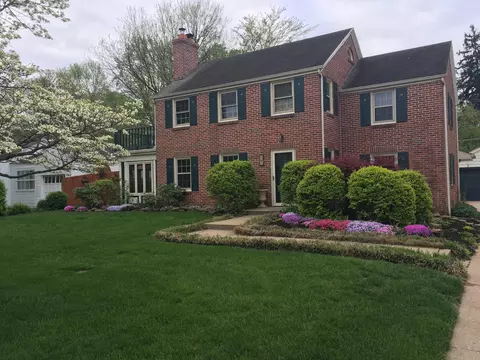 Exterior - 926 E University St, Springfield, MO 65807 photo 25 of 29