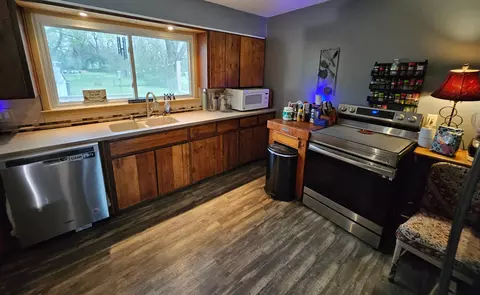 Kitchen - 2648 N Howard Ave, Springfield, MO 65803 photo 1 of 2