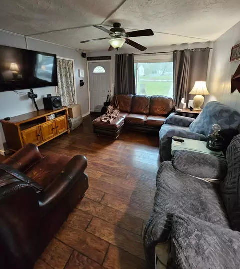 Living - 2648 N Howard Ave, Springfield, MO 65803 photo 2 of 2