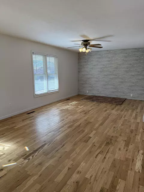 Living - 280 Sharyhill Rd, Branson, MO 65616 photo 1 of 1