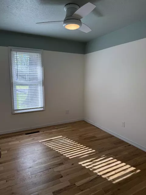 Bedroom - 280 Sharyhill Rd, Branson, MO 65616 photo 3 of 3